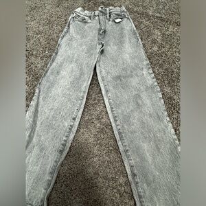 Universal thread gray jeans
